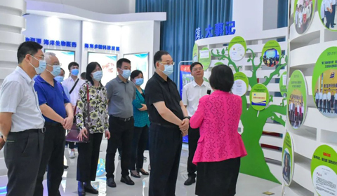 福建省人大常委会调研组实地考察厦门BCK体育科技_政府来访_BCK体育